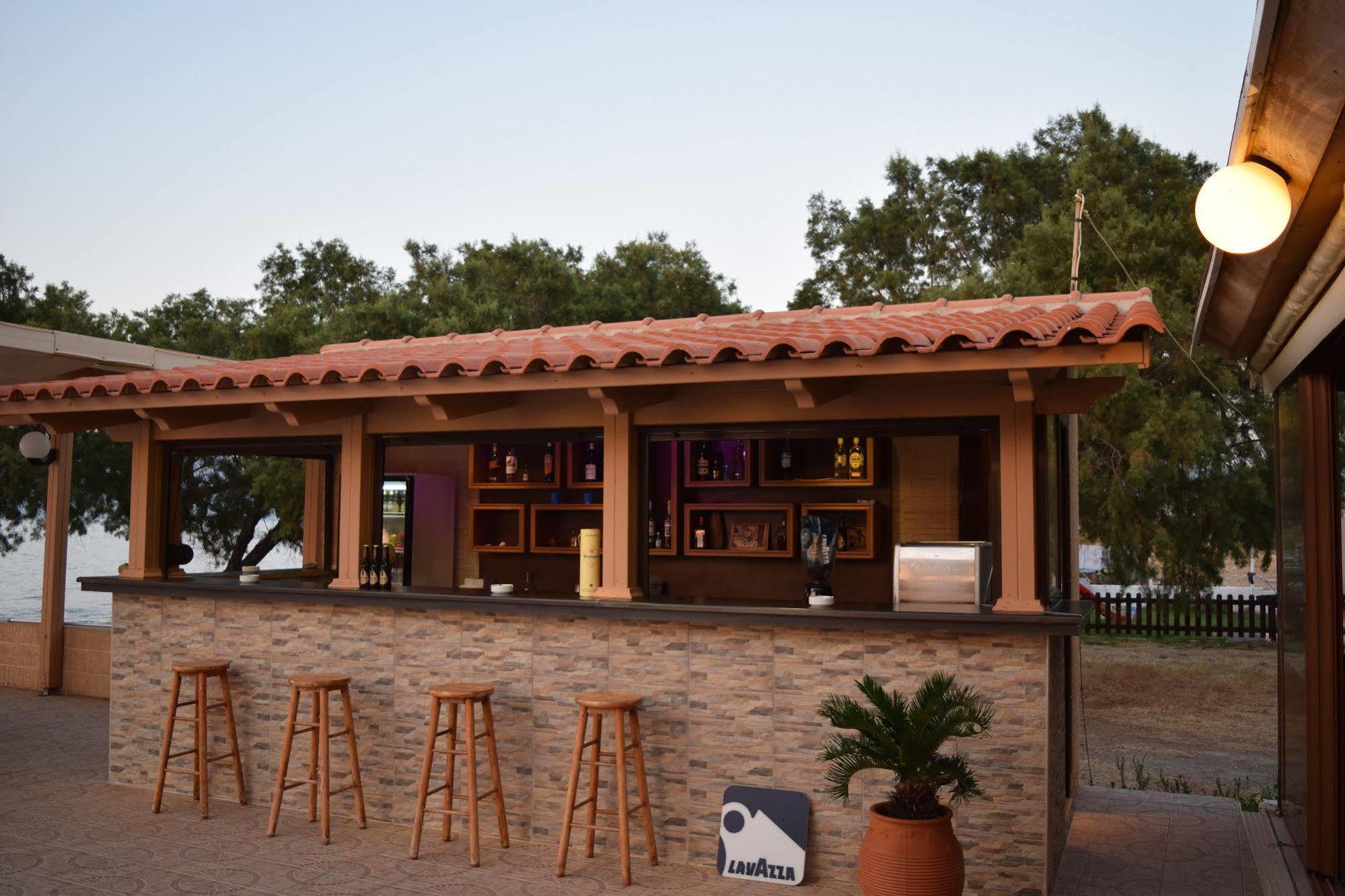 Mesogios Beach Korfalonas Exterior foto